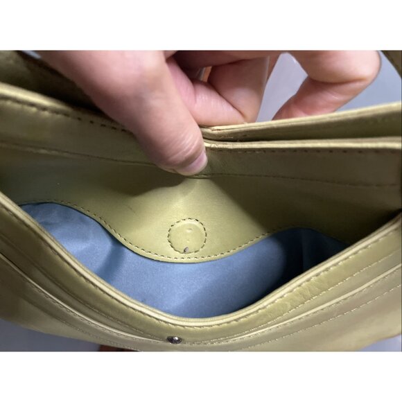 COLE HAAN Trinity Y2K Avocado Green Leather Shoulder Handbag Purse Vintage 90s - Picture 9 of 15